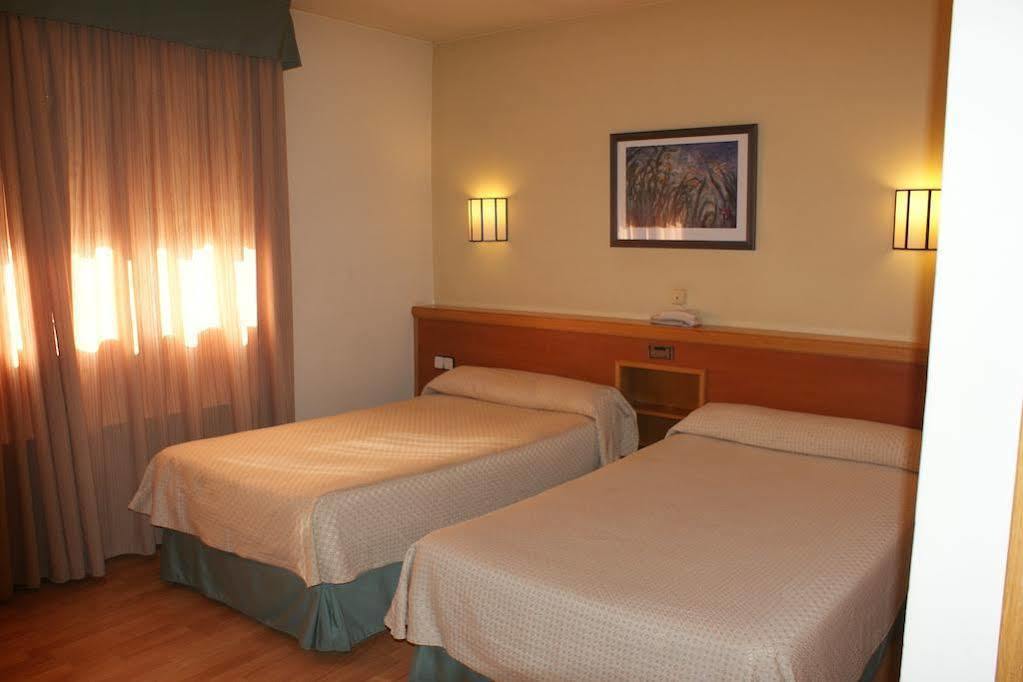 Hotel Estel Berga Esterno foto